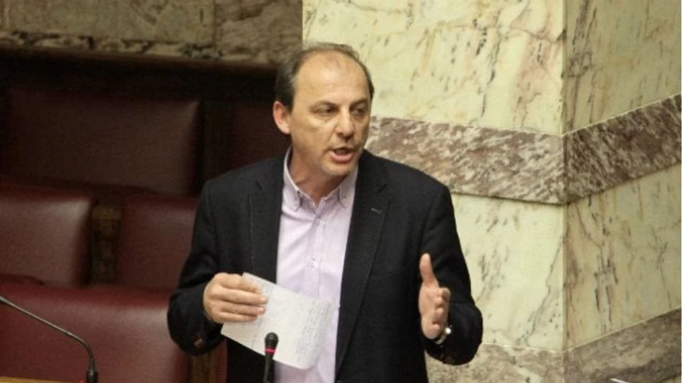 Ντροπή κ. Καραγιαννίδη: «Είμαι περήφανος που θα ψηφίσω τη Συμφωνία των Πρεσπών, είμαι περήφανος για το ΕΑΜ!»